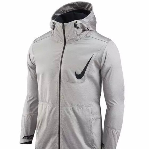 Nike Other - NIKE NCAA Ohio State Buckeyes Velocity Cape Jacket